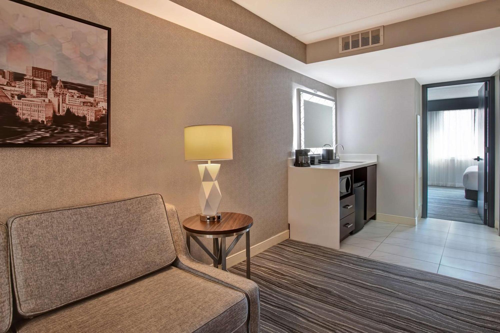 Embassy Suites Syracuse East Syracuse Extérieur photo